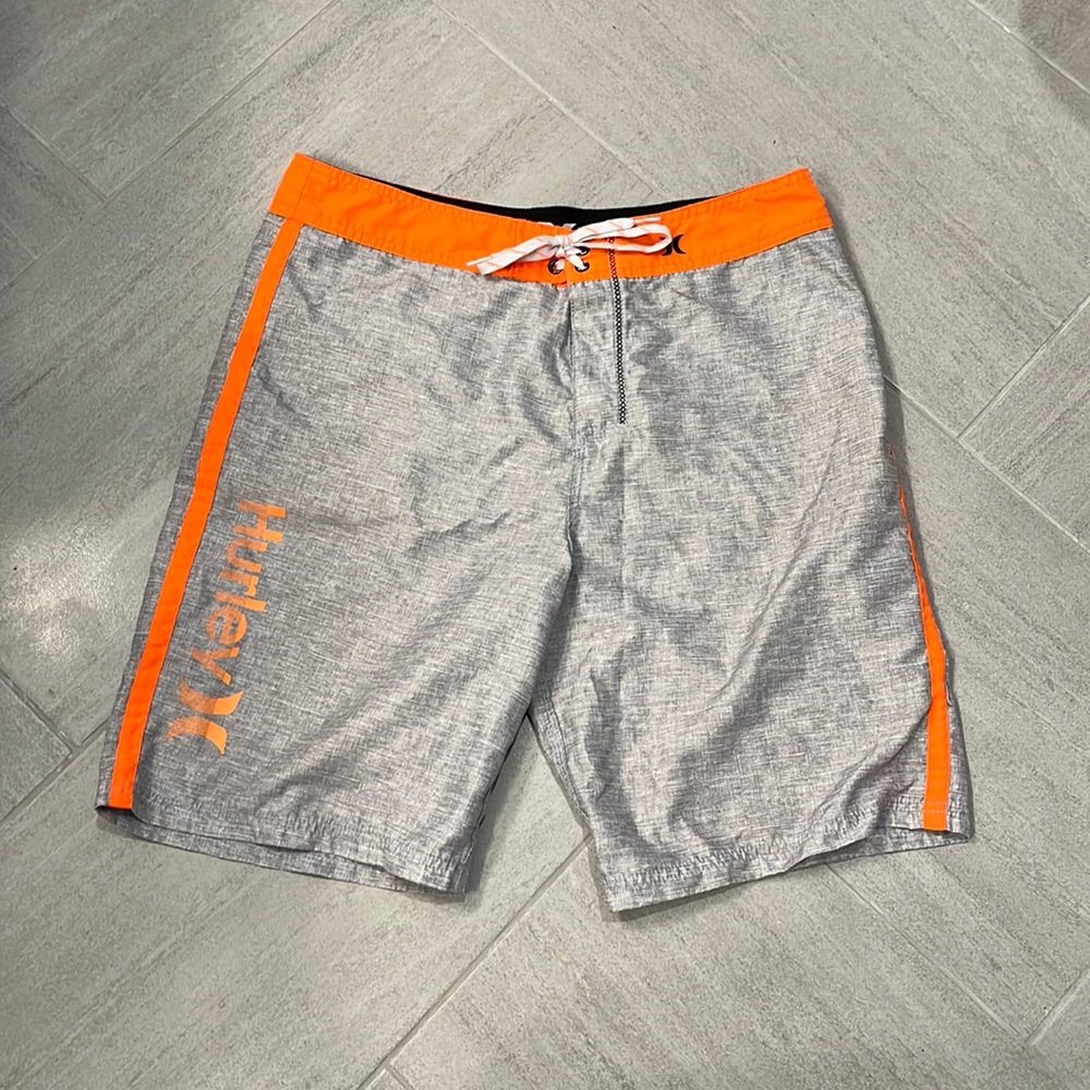 Hurley board shorts - Picture 1 of 3